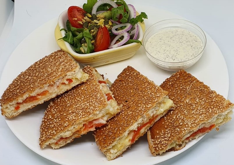 טוסטים